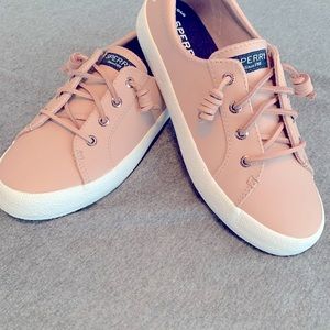 Sperry leather sneaker